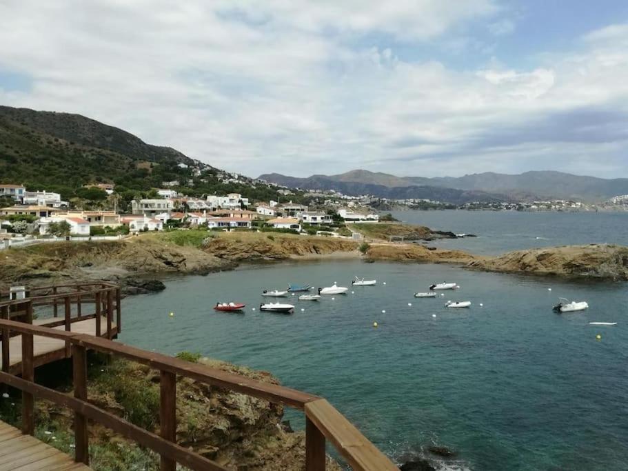 Residence Avec Piscine Face A La Mer, 1Ere Ligne Llança Exterior foto